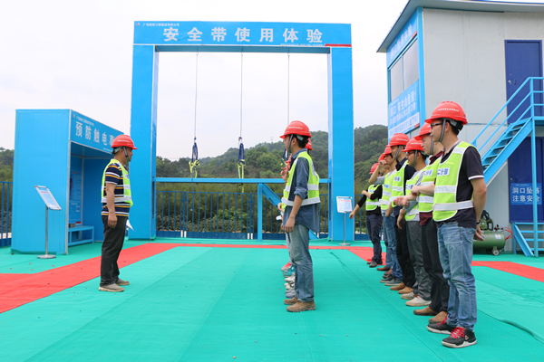 1492341191265093301.jpg IMG_5408.jpg