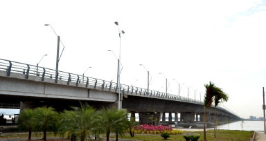 ��϶���ͰͰ�Լ�Ӵ���